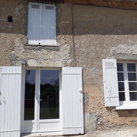 Chambre d'hôtes La grange Chalagnac Exterior foto